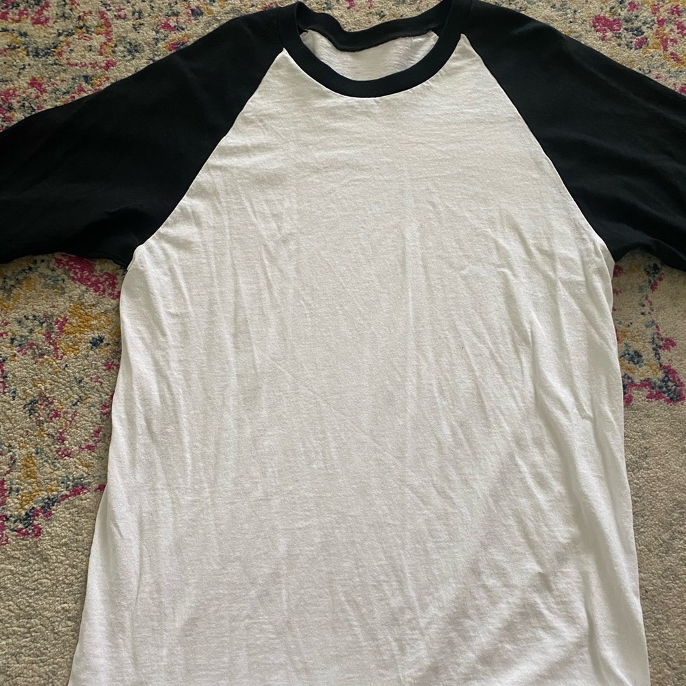 Long sleeve baseball tee